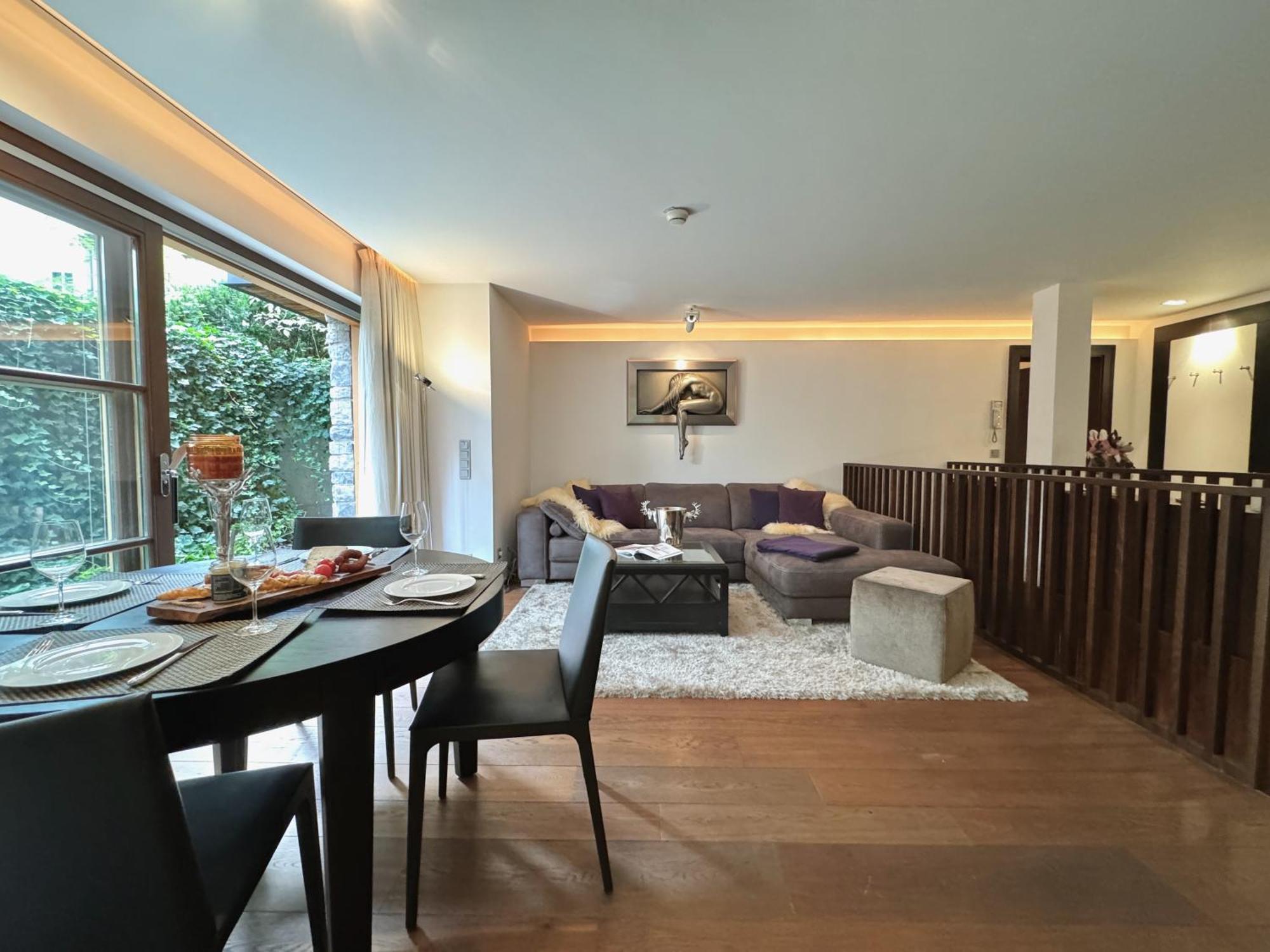 Kitz Deluxe Suite 1 & 2 Im Zentrum Mit Eigenem Spa & Parken By Belle-Stay キッツビュール エクステリア 写真