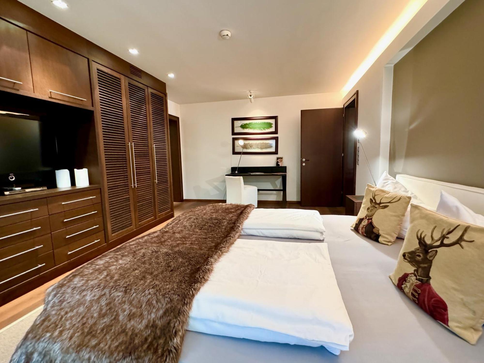 Kitz Deluxe Suite 1 & 2 Im Zentrum Mit Eigenem Spa & Parken By Belle-Stay キッツビュール エクステリア 写真